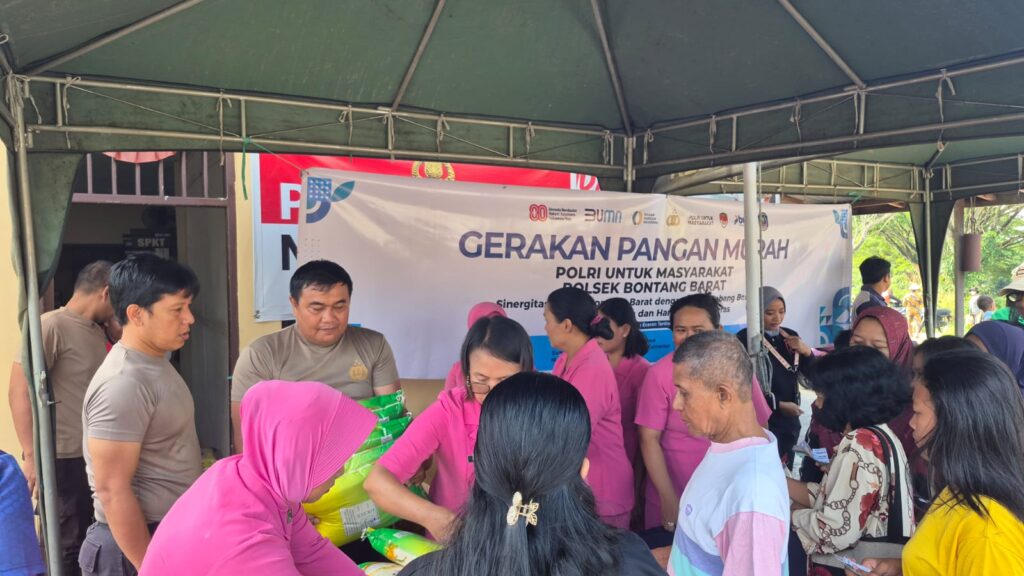 Polsek Bontang Barat Gelar Gerakan Pangan Murah, Beras dan Sembako Diserbu Masyarakat WhatsApp Image 2025 09 27 at 11.06.14