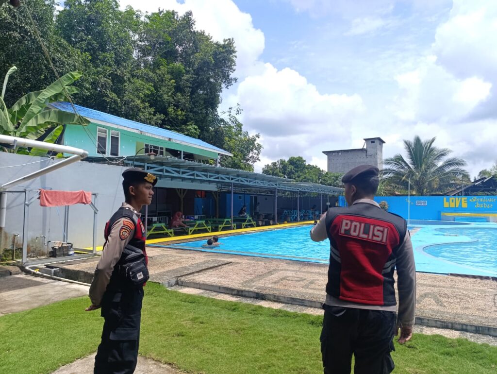 Satsamapta Polres Kutai Barat Intensifkan Patroli di Lokasi Wisata Demi Kenyamanan Pengunjung WhatsApp Image 2025 09 28 at 11.10.54 406ffa0a