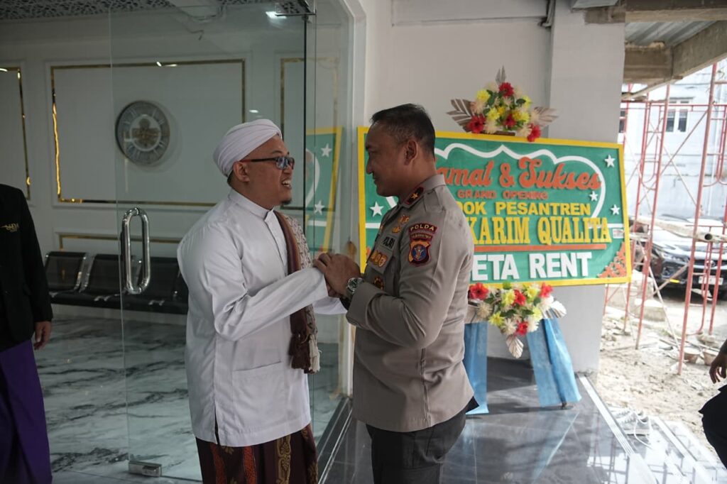 Bangun Sinergisitas Dengan Tokoh Agama, Wakapolda Kaltim Kunjungi Pesantren Ibnul Karim Qualita WhatsApp Image 2025 09 30 at 17.14.34