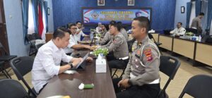 Kapolda Kaltim Terima Kunjungan Tim Audit BPK RI Terkait Pemeriksaan Kinerja Kamseltibcar Lantas 1 WhatsApp Image 2025 10 20 at 13.21.02