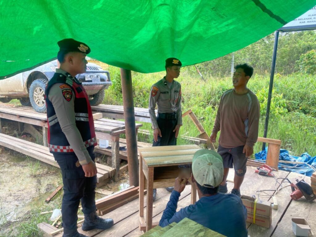 Antisipasi Gangguan Sitkamtibmas, Polres Mahulu Intensifkan Patroli KRYD WhatsApp Image 2025 10 24 at 10.58.33