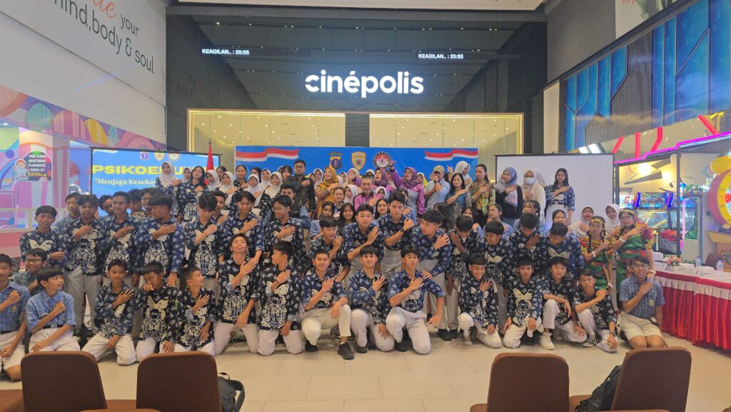Polda Kaltim Gelar Psikoedukasi Kesehatan Mental Remaja di Balikpapan, Dorong Generasi Tanggu Menuju Indonesia Emas 2045 20251122 133728