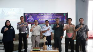 Bid Dokkes Polda Kaltim Gelar Jumat Curhat Bersama Sopir di Terminal Batu Ampar Balikpapan 1 DSC08249