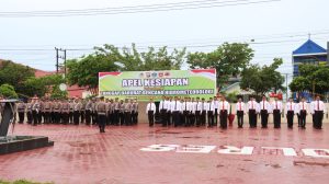 Antisipasi Terhadap Ancaman Bencana Hidrometeorologi, Polres Bontang Gelar Apel Pasukan Kesiapsiagaan WhatsApp Image 2025 11 05 at 09.59.59 300x168 1