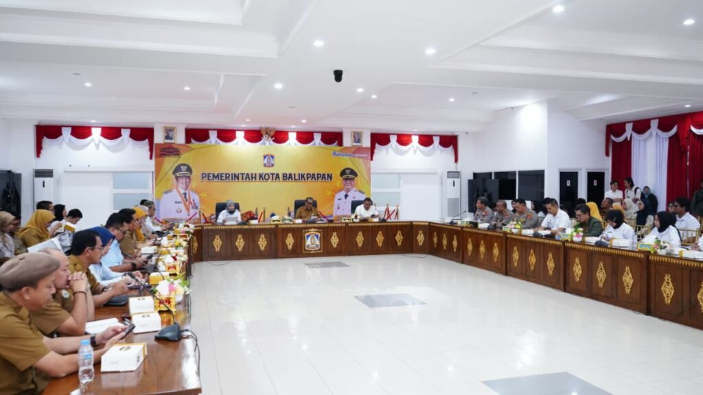 Pemkot Balikpapan Gelar FGD Sinergitas Lintas Sektor untuk Efektivitas Program Makan Bergizi Gratis di Kaltim WhatsApp Image 2025 11 11 at 13.42.41