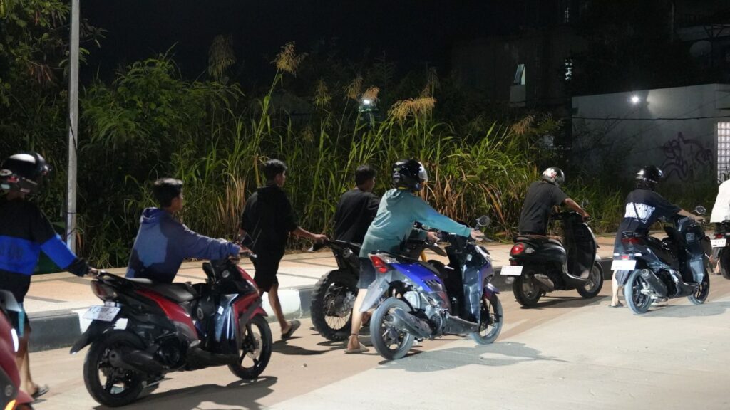 Operasi Zebra Mahakam 2025, Sat Lantas Polres Kukar Tertibkan Puluhan Remaja serta Kendaraan Balap Liar WhatsApp Image 2025 11 30 at 09.25.51