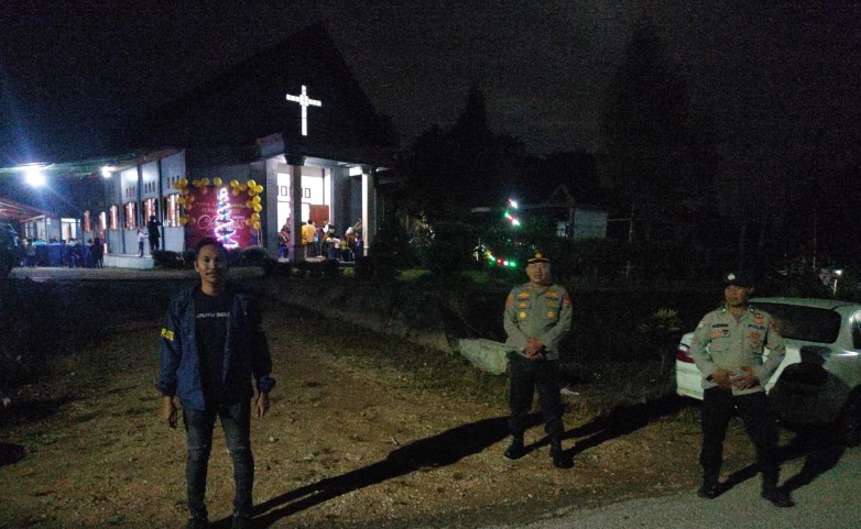 Polsek Tabalar Amankan Ibadah dan Perayaan Natal Jemaat GPdI Filadelfia 1