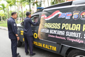 Lewat JNE, Polda Kaltim Distribusikan Bantuan Untuk Korban Bencana di Aceh dan Sumatera 2 IMG 6599