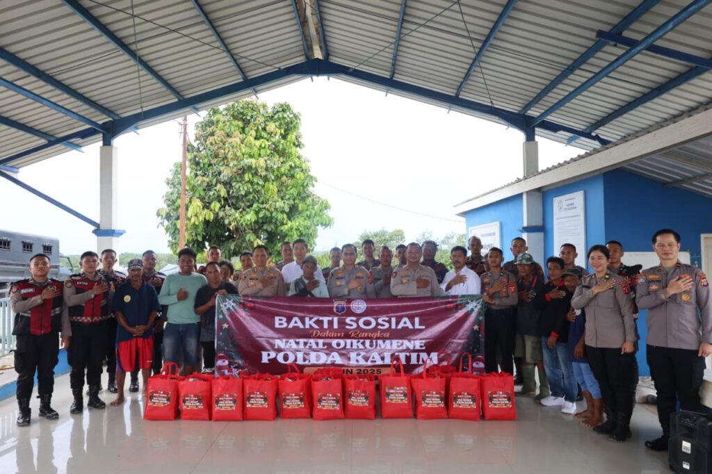 Polda Kaltim Gelar Bakti Sosial Natal 2025, Salurkan Bantuan ke Panti Asuhan dan Warga Membutuhkan WhatsApp Image 2025 12 16 at 13.31.27