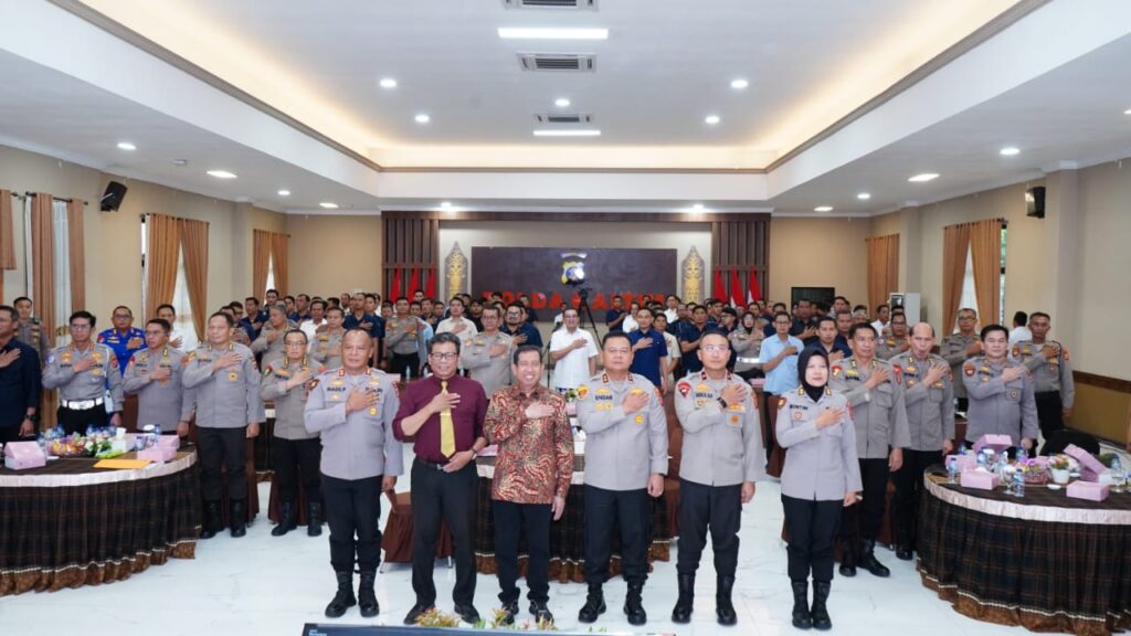 Kapolda Kaltim Hadiri Sosialisasi Rancangan KUHAP Komisi III DPR RI WhatsApp Image 2025 12 18 at 12.58.37