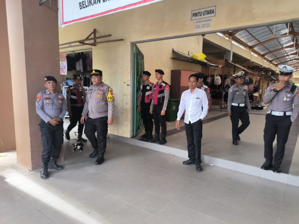 Polres PPU Intensifkan Patroli Humanis Cegah Premanisme dan Jaga Kondusifitas Wilayah WhatsApp Image 2025 12 22 at 13.47.39