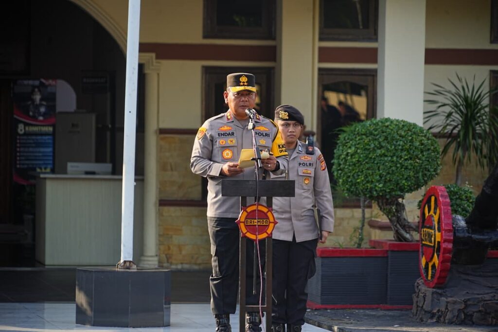Misi Kemanusiaan, Polda Kaltim Berangkatkan 100 Personel Sat Brimob BKO ke Aceh WhatsApp Image 2025 12 26 at 18.24.27