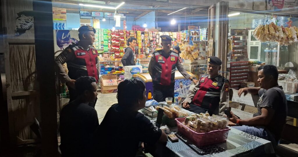 Sat Samapta Polres PPU Tingkatkan Patroli Humanis, Warga Diimbau Waspada Kejahatan C3 WhatsApp Image 2026 01 02 at 11.43.29