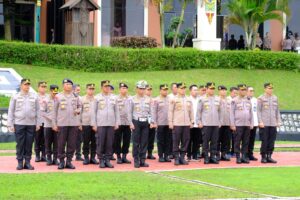 Wakapolda Kaltim Pimpin Apel Pagi, Sampaikan Terima Kasih dan Pamit Jelang Sertijab 1 WhatsApp Image 2026 01 05 at 08.41.17