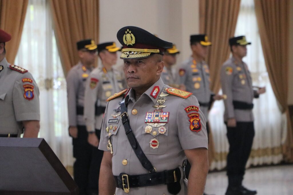 Brigjen Pol Adrianto Jossy Kusumo Resmi Jabat Wakapolda Kaltim WhatsApp Image 2026 01 17 at 13.47.54