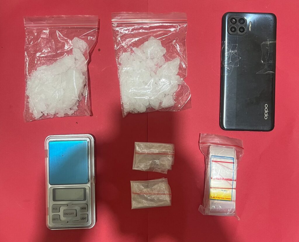 Sat Resnarkoba Polres Berau Amankan 100,55 Gram Sabu dari Seorang Pemuda di Tanjung Redeb WhatsApp Image 2026 01 18 at 12.48.33