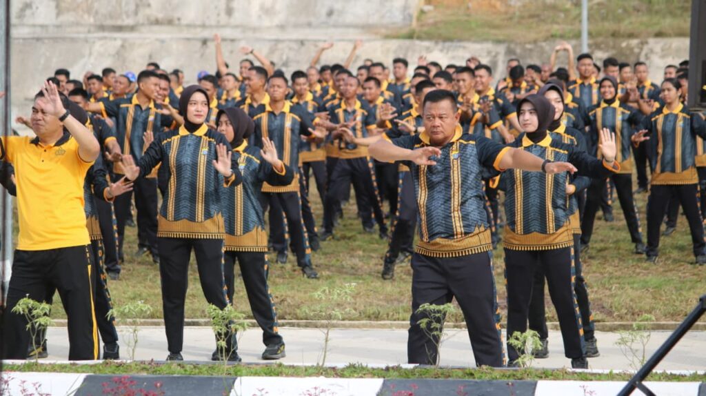 Perkuat Soliditas dan Kebugaran, Polda Kaltim Gelar Olahraga Bersama di Mako Brimob kapolda1
