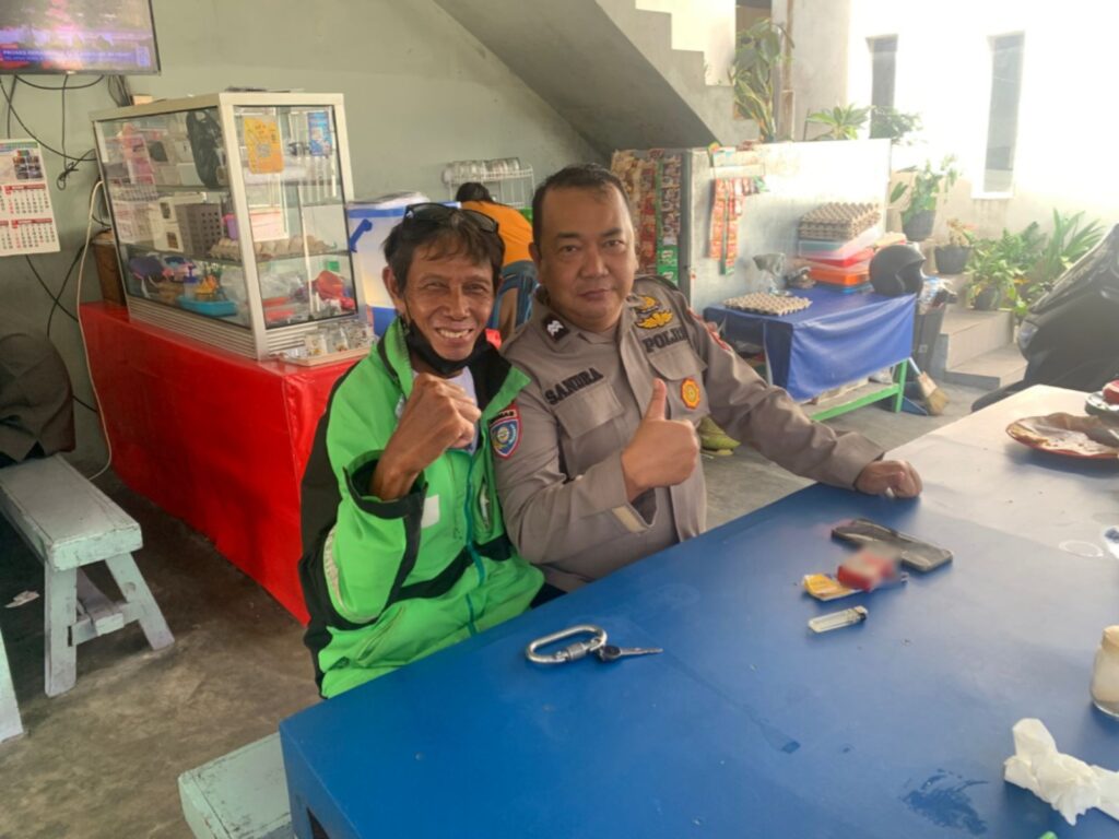 Perkuat Sinergi Sekaligus Beri Edukasi Kamtibmas, Ditbinmas Polda Kaltim Intensifkan Ngopi Bareng Driver Ojol WhatsApp Image 2026 02 03 at 13.39.55