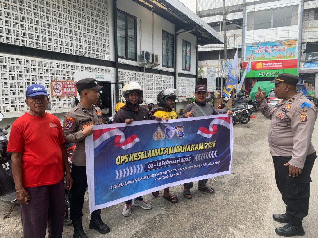 Tingkatkan Kesadaran Masyarakat, Satgas Ops.Keselamatan Mahakam Intensifkan Beri Himbauan Kamseltibcarlantas WhatsApp Image 2026 02 09 at 12.17.25