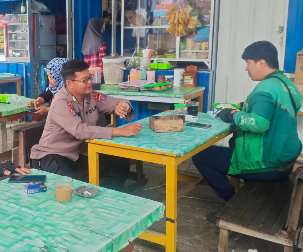 Ditbinmas Polda Kaltim Gelar Binluh dan Silaturahmi di Warung Ojol Kamtibmas, Serap Aspirasi Driver Ojek Online WhatsApp Image 2026 02 14 at 14.51.24