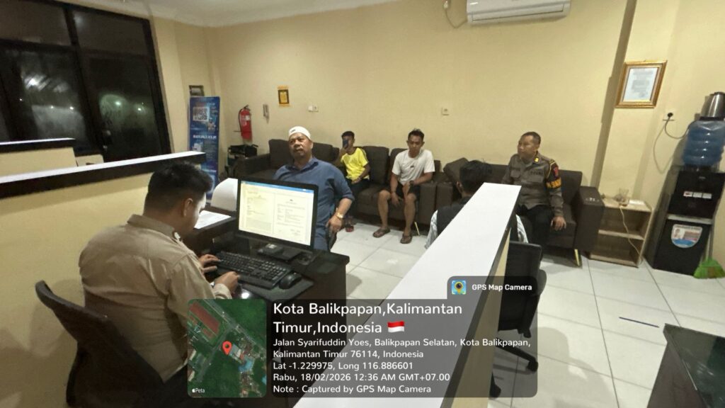 Optimalkan Pelayanan Publik, SPKT Polda Kaltim Pastikan Setiap Laporan Masyarakat Ditangani Cepat dan Tepat WhatsApp Image 2026 02 20 at 09.05.10 1