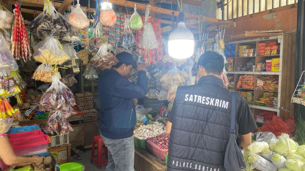 Satgas Pangan Polres Bontang Monitoring Bapokting di Pasar Rawa Indah, Stok Aman Meski Sejumlah Komoditas Naik WhatsApp Image 2026 02 23 at 03.47.25