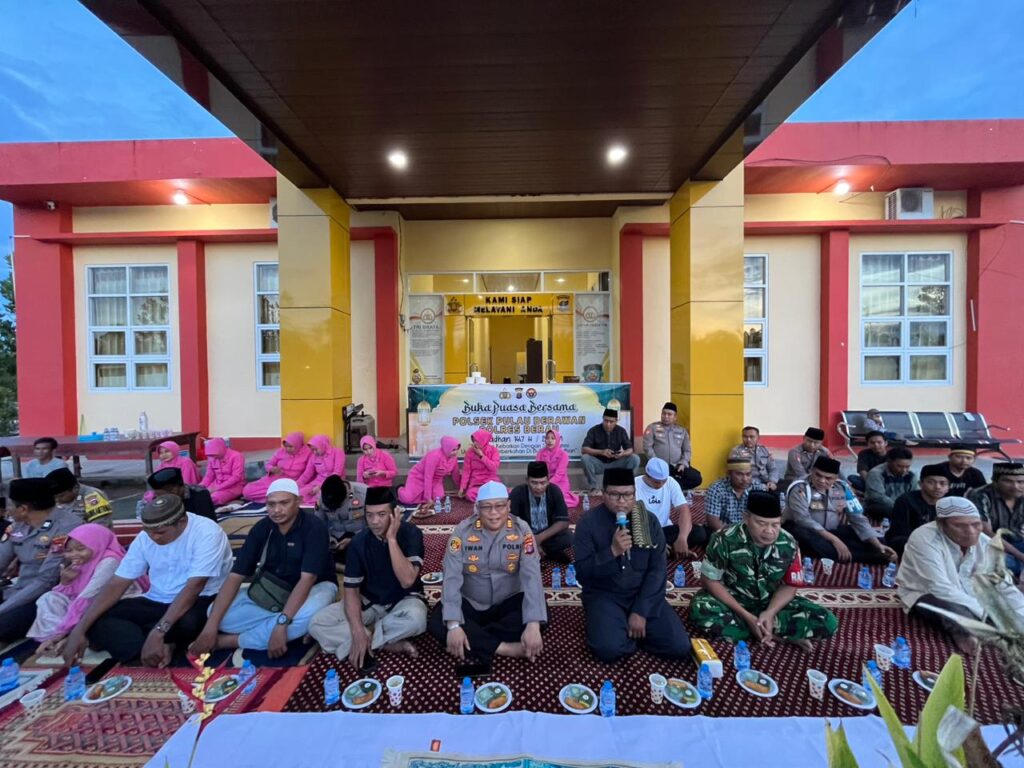 Pererat Sinergi di Bulan Ramadhan, Polsek Pulau Derawan Gelar Buka Puasa Bersama Para Santri berau 2