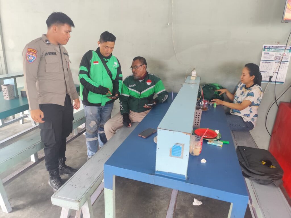 Ngopi Bareng Ojol, Ditbinmas Polda Kaltim Tampung Aspirasi Soal Jalan Berlubang dan Tawuran Remaja di Balikpapan binmas 1