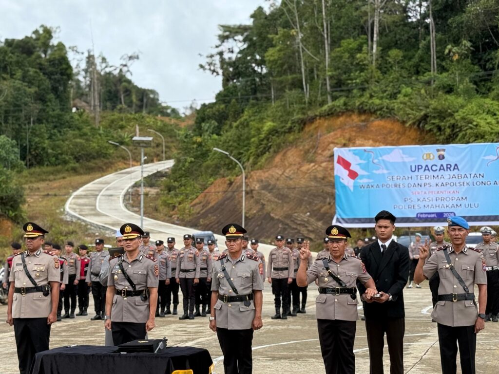 Polres Mahakam Ulu Gelar Sertijab Wakapolres dan Kapolsek Long Apari mahulu