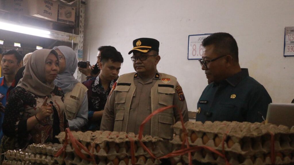 Jelang Ramadan 1447 H, Polresta Samarinda dan Pemkot Sidak Bahan Pokok Pastikan Stok dan Harga Stabil smd