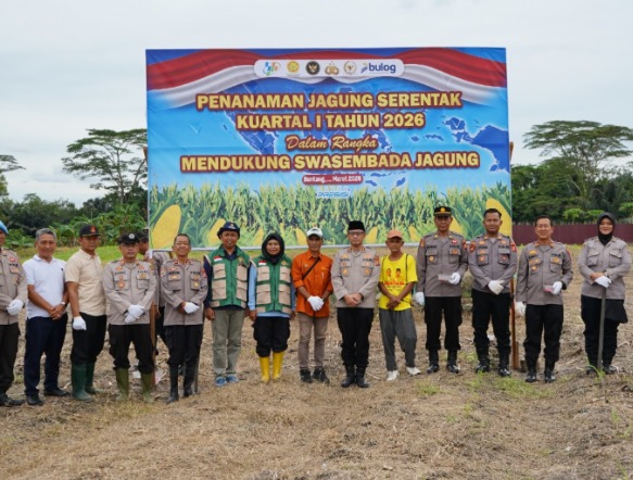 Dukung Program Swasembada Pangan, Polres Bontang Gelar Penanaman Jagung Serentak Kuartal I Tahun 2026 WhatsApp Image 2026 03 08 at 14.37.13