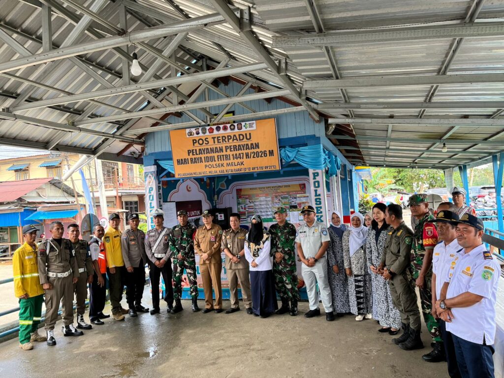 Personel Sat Samapta Polres Kutai Barat Amankan Keberangkatan Speed Boat di Pelabuhan Melak WhatsApp Image 2026 03 16 at 09.47.10