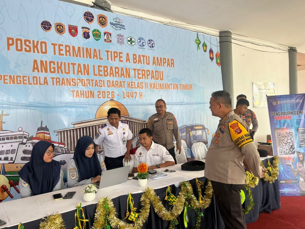Kabid Humas Polda Kaltim Tinjau Terminal Batu Ampar, Pastikan Kesiapan Ops Ketupat Mahakam 2026 WhatsApp Image 2026 03 18 at 13.10.32