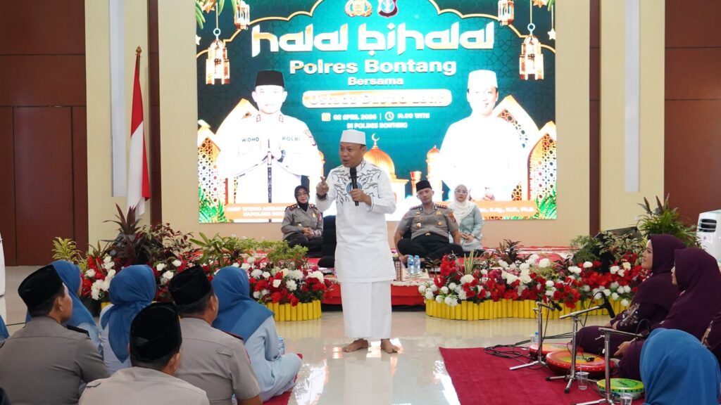 Pererat Kebersamaan, Polres Bontang Gelar Silaturahmi dan Halal Bihalal Bersama Ustadz Das’ad Latif WhatsApp Image 2026 04 02 at 21.56.14