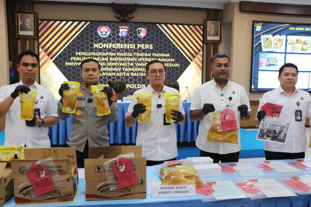 Polda Kaltim Ungkap Kasus Pelanggaran Konsumen, Minyakita Tak Sesuai Takaran Beredar di Balikpapan WhatsApp Image 2026 04 15 at 12.35.50