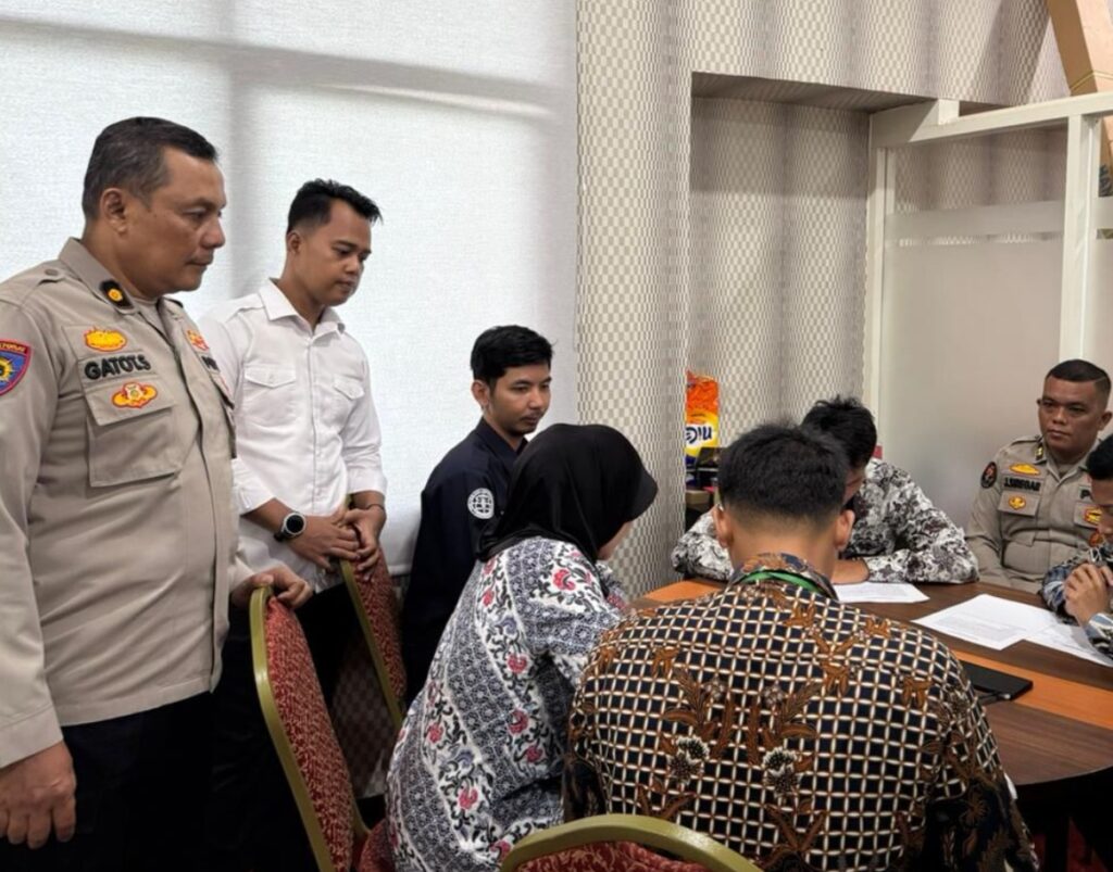 Kedepankan Prinsip BETAH, Polda Kaltim Gelar Uji Akademik Aspek Keterampilan Seleksi Penerimaan Bakomsus TA.2026 image 7 3