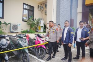 Pimpin Konferensi Pers Pengungkapan 3C, Kapolda Kaltim Tegaskan Komitmen Berantas Kejahatan Jalanan 1 WhatsApp Image 2026 06 03 at 11.20.34