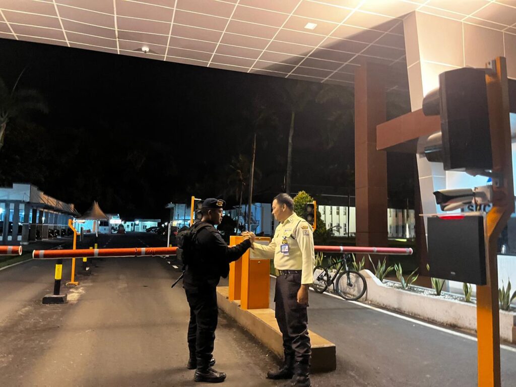 Patroli Objek Vital dan Jalur Rawan Begal, Detasemen Gegana Satbrimob Polda Kaltim Perkuat Kamtibmas di Balikpapan WhatsApp Image 2026 06 05 at 07.58.01