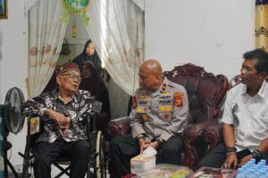 Polda Kaltim Gelar Anjangsana Sambut HUT Bhayangkara ke-80, Berikan Perhatian kepada Personel Sakit, Purnawirawan dan Warakawuri 2 WhatsApp Image 2026 06 18 at 12.38.44