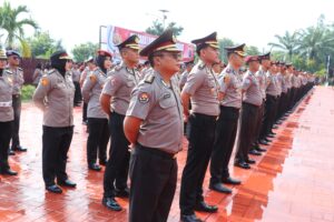 Kapolda Kaltim Pimpin Upacara Korp Kenaikan Pangkat 966 Personel, Tekankan Peningkatan Profesionalisme serta Dedikasi Pengabdian 3 WhatsApp Image 2026 06 30 at 12.59.55
