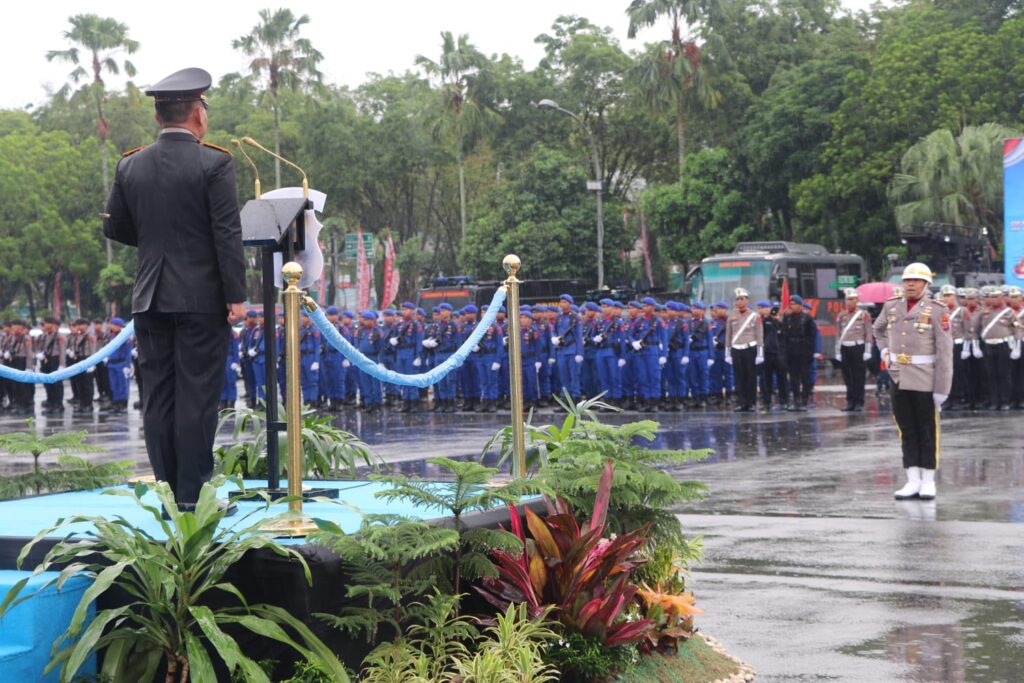 Hari Bhayangkara ke-80, Kapolda Tekankan Personel Polda Kaltim Semakin Profesional, Humanis, dan Presisi Melayani Masyarakat WhatsApp Image 2026 07 01 at 10.19.10