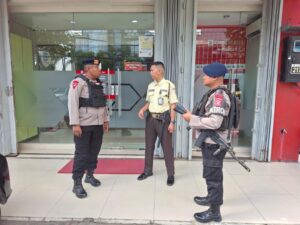 Perkuat Pengamanan Kawasan Publik dan Objek Vital, Sat Brimob Polda Kaltim Intensifkan Patroli Dialogis 1 WhatsApp Image 2026 07 09 at 10.02.50