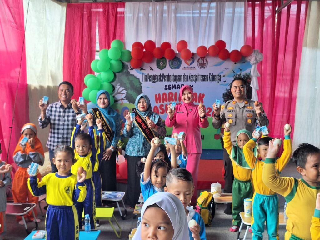 Polsek Loa Kulu Dukung Edukasi Pencegahan Stunting dalam Peringatan Hari Anak Nasional 2026 kukar 4