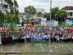 Ditlantas Polda Kaltim Edukasi Pelajar SMK Pangeran Balikpapan Tentang Keselamatan Berlalu Lintas Melalui Program Police Goes To School 1 lantas 2