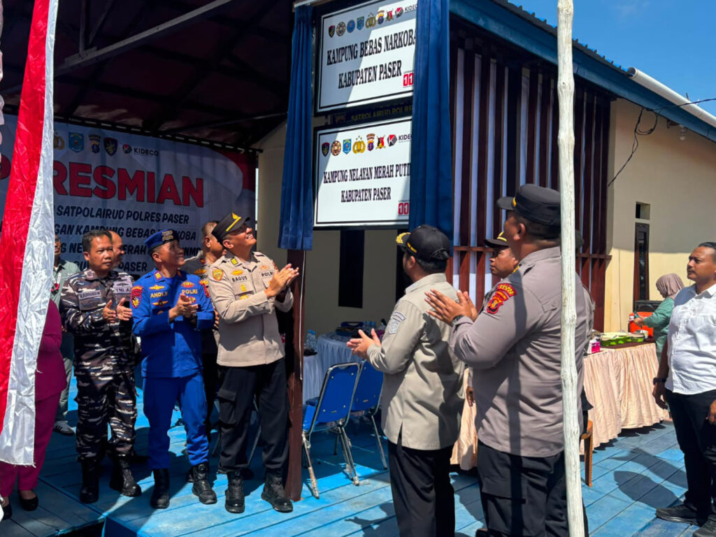Polres Paser Resmikan Pos Satpolairud Lori dan Dorong Terwujudnya Kampung Pesisir Bebas Narkoba paser
