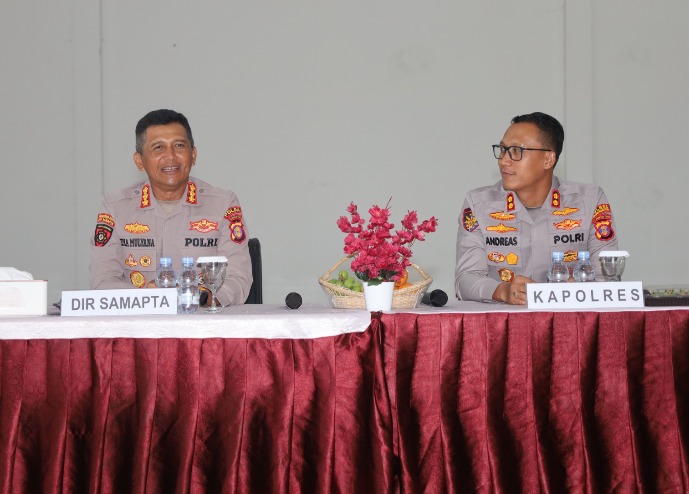 Lakukan Kunjungan Kerja ke Polres PPU, Dirsamapta Polda Kaltim Tekankan Personel Berintegritas dan Profesional dalam Bertugas WhatsApp Image 2026 08 20 at 12.57.55