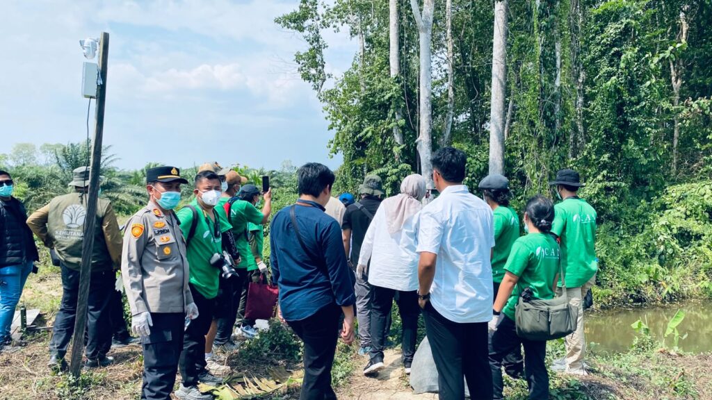 Kunjungan Menteri Kehutanan ke Pusat Rehabilitasi Satwa Long Sam, Polsek Kelay Berikan Pengamanan berau kapolsek
