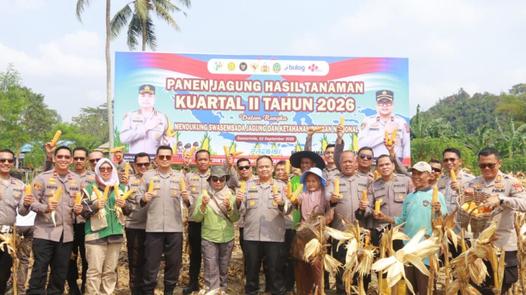 Kapolresta Samarinda Panen Jagung Bersama Petani, Perkuat Dukungan Polri terhadap Swasembada Pangan WhatsApp Image 2026 09 02 at 14.42.09
