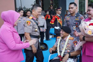 Brigjen Pol Rustam Mansur Resmi Jabat Wakapolda Kaltim, Gantikan Irjen Pol Jossy Kusumo 3 HMS00215