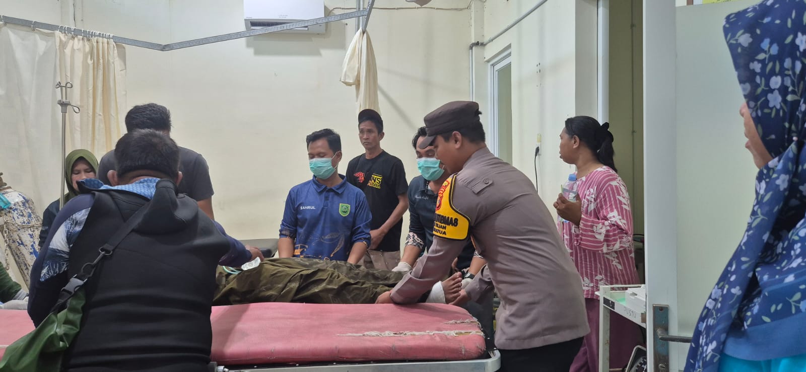 Alkon Meledak di Atas Speedboat, Pemuda Luka Bakar Dievakuasi ke Rumah Sakit 1 WhatsApp Image 2026 10 04 at 08.42.54